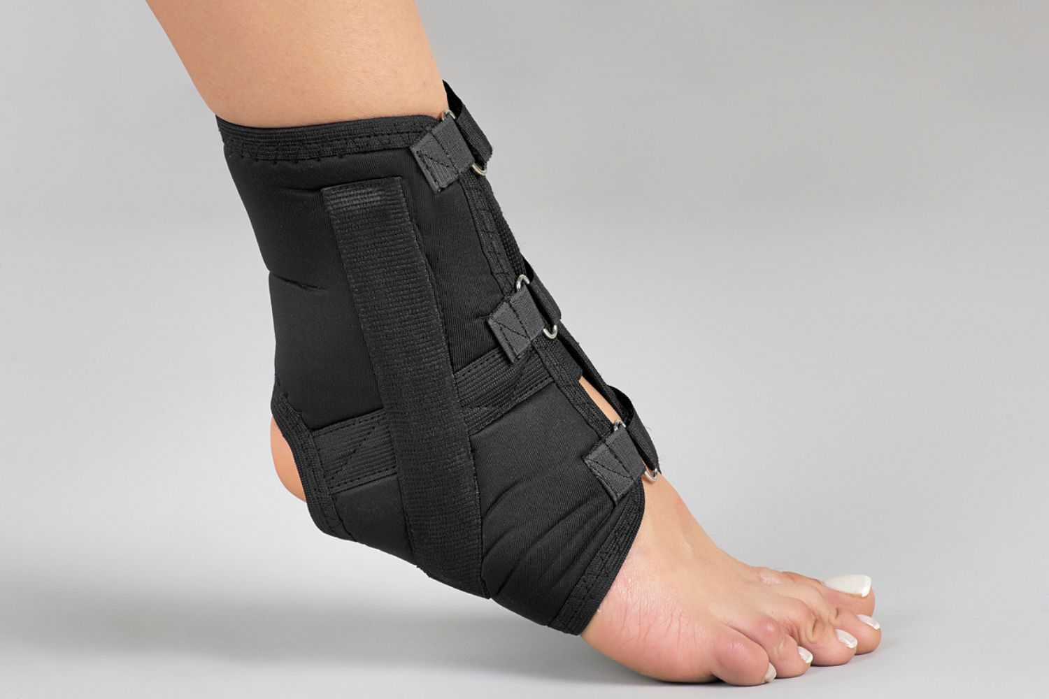 The 7 Benefits of Wearing Volleyball Ankle Braces